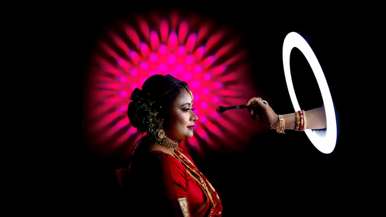 A Complete Guide to Finding Your Wedding Photographer in Kolkata